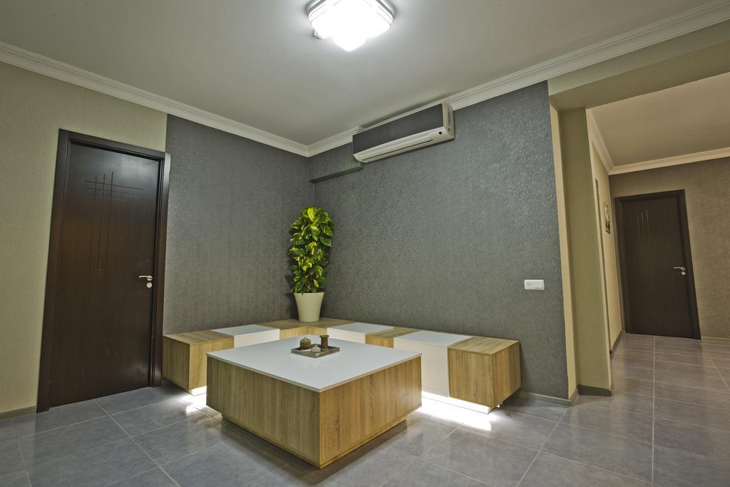 Premium Residence バトゥーミ エクステリア 写真